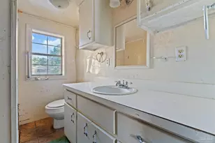 5417 Harmony Ln, Gulf Breeze, FL 32563 - Photo 10