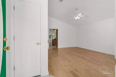 330 Hilburn Pl, Pensacola, FL 32504 - Photo 10