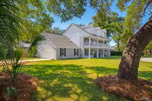84 Chanteclaire Cir, Gulf Breeze, FL 32561 - Photo 2