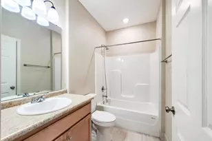2425 E Johnson Ave, Pensacola, FL 32514 - Photo 8