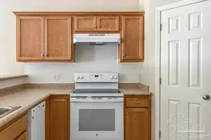 2425 E Johnson Ave, Pensacola, FL 32514 - Photo 6