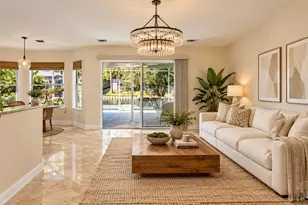 1613 Kalakaua Ct, Gulf Breeze, FL 32563 - Photo 2
