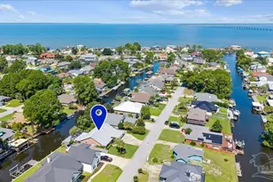 1613 Kalakaua Ct, Gulf Breeze, FL 32563 - Photo 6