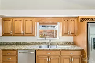 1613 Kalakaua Ct, Gulf Breeze, FL 32563 - Photo 24