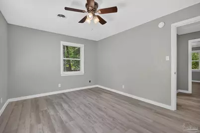 6425 Aspen Ave, Milton, FL 32570 - Photo 16