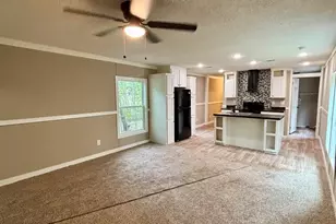 6923 Datura St, Milton, FL 32570 - Photo 4