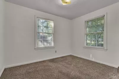 33 Kennington Dr, Pensacola, FL 32507 - Photo 8