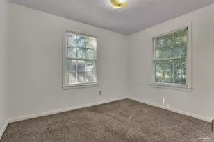 33 Kennington Dr, Pensacola, FL 32507 - Photo 8