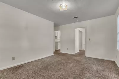 33 Kennington Dr, Pensacola, FL 32507 - Photo 2