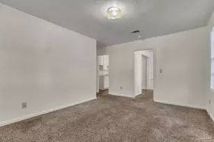 33 Kennington Dr, Pensacola, FL 32507 - Photo 2