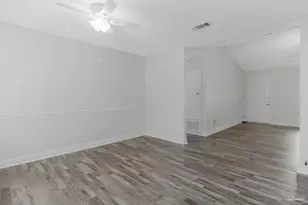 5409 Pond View Dr, Milton, FL 32570 - Photo 10
