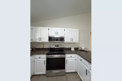 6935 Cedar Ridge Cir, Milton, FL 32570 - Photo 4