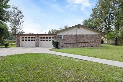 6971 Jefferson Ave, Century, FL 32535 - Photo 16