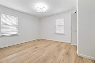 6971 Jefferson Ave, Century, FL 32535 - Photo 14