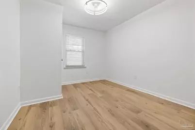 6971 Jefferson Ave, Century, FL 32535 - Photo 12