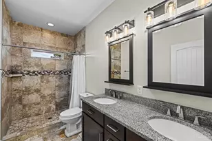 811 N Reus St, Pensacola, FL 32501 - Photo 30