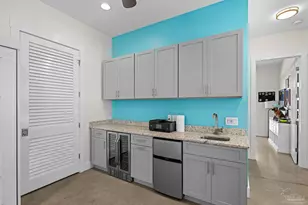 811 N Reus St, Pensacola, FL 32501 - Photo 8