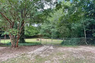 5385 Camile Gardens Circle, Milton, FL 32570 - Photo 44