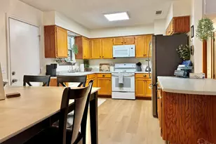 5385 Camile Gardens Circle, Milton, FL 32570 - Photo 14