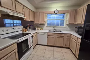 1307 Jasper St, Cantonment, FL 32533 - Photo 6