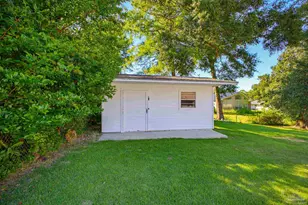 6213 Sarah Dr, Pensacola, FL 32503 - Photo 50
