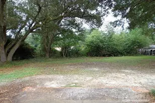 4352 Avenida De Golf, Pace, FL 32571 - Photo 2