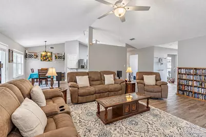 2410 Ennis Ct, Navarre, FL 32566 - Photo 6