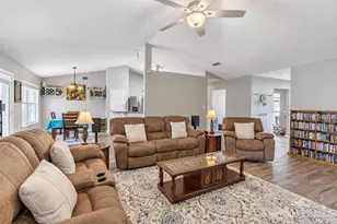 2410 Ennis Ct, Navarre, FL 32566 - Photo 6
