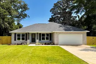 2014 Bainbridge Ave, Pensacola, FL 32507 - Photo 1