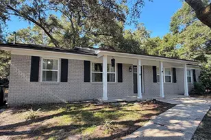8240 Sedgefield Dr, Pensacola, FL 32507 - Photo 2