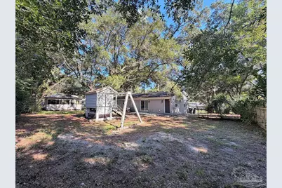 8240 Sedgefield Dr, Pensacola, FL 32507 - Photo 30