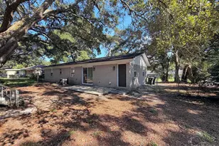 8240 Sedgefield Dr, Pensacola, FL 32507 - Photo 32