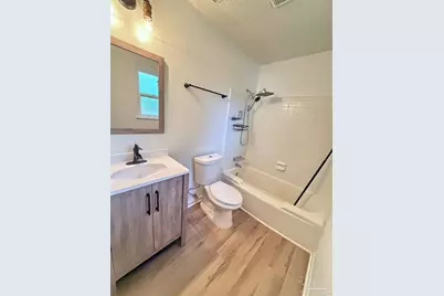 8240 Sedgefield Dr, Pensacola, FL 32507 - Photo 18
