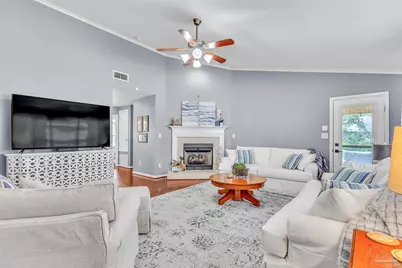 675 Edith Ln, Pensacola, FL 32534 - Photo 6