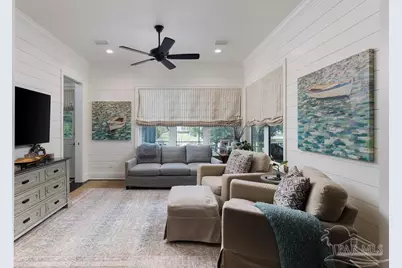128 Highpoint Dr, Gulf Breeze, FL 32561 - Photo 24