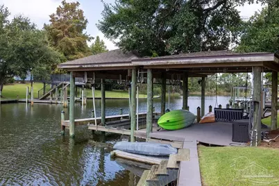 128 Highpoint Dr, Gulf Breeze, FL 32561 - Photo 58