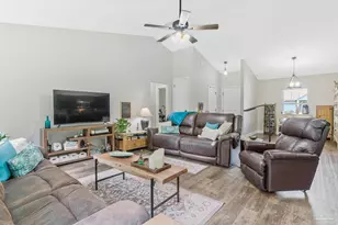 3501 Jubilee Dr, Pace, FL 32571 - Photo 4