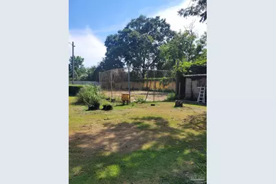 1211 W 9 1/2 Mile Rd, Cantonment, FL 32533 - Photo 2