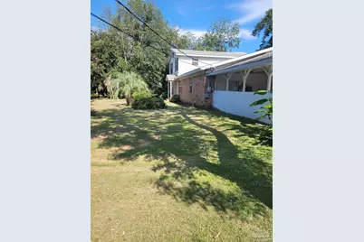 1211 W 9 1/2 Mile Rd, Cantonment, FL 32533 - Photo 6