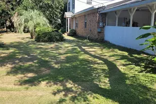 1211 W 9 1/2 Mile Rd, Cantonment, FL 32533 - Photo 6