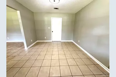 308 Vera St, Pensacola, FL 32514 - Photo 8