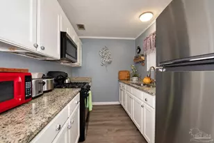 914 Lucerne Ave, Pensacola, FL 32505 - Photo 8