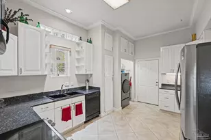 3208 Silverleaf Dr, Pensacola, FL 32504 - Photo 10
