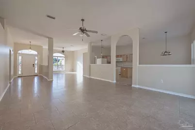 2106 Middleton Dr, Navarre, FL 32566 - Photo 6