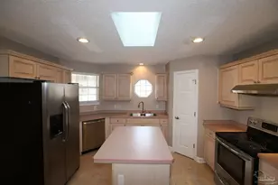 2130 Coral Creek Dr, Pensacola, FL 32506 - Photo 6