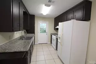 7859 Bay Meadows Dr, Pensacola, FL 32507 - Photo 8