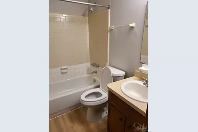 329 E Olive Rd, Pensacola, FL 32514 - Photo 8