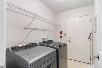 7595 Marthas Way, Navarre, FL 32566 - Photo 40