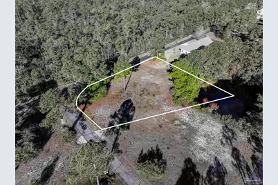 1810 W Smugglers Cove Cir, Gulf Breeze, FL 32563 - Photo 6
