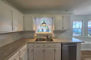 6031 Hamilton Bridge Rd, Milton, FL 32570 - Photo 10